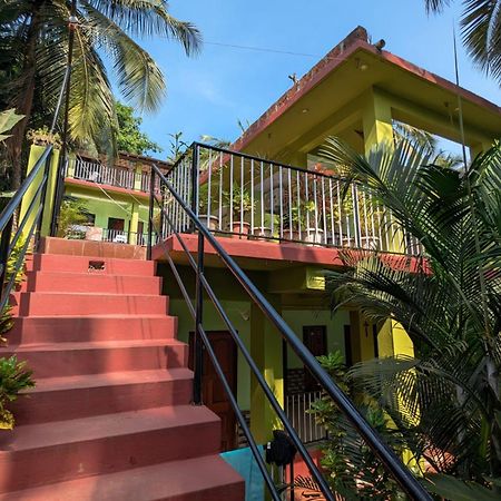 Luciano Guest House Arambol Bagian luar foto