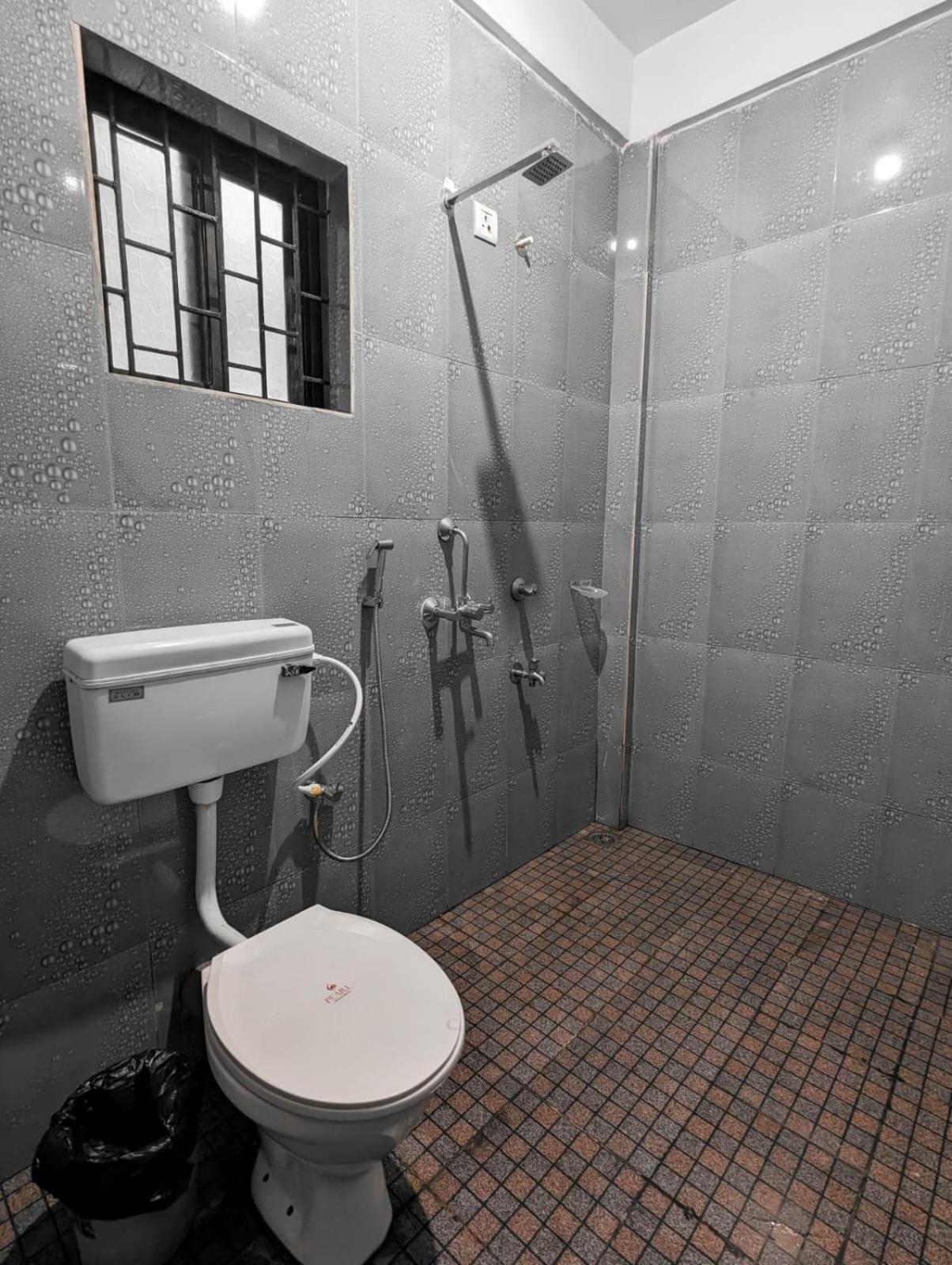 Luciano Guest House Arambol Bagian luar foto